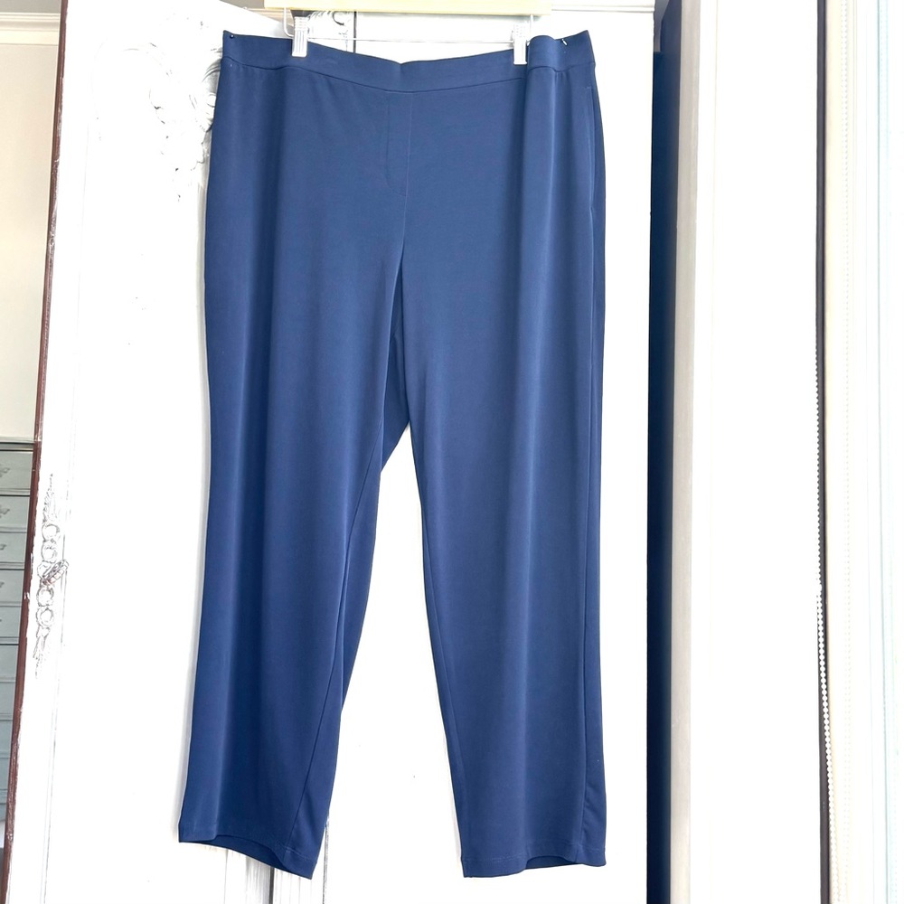 Susan Graver Pants Sz 1XP Liquid Knit Navy Wide Leg Cropped - High Waist Pull-on